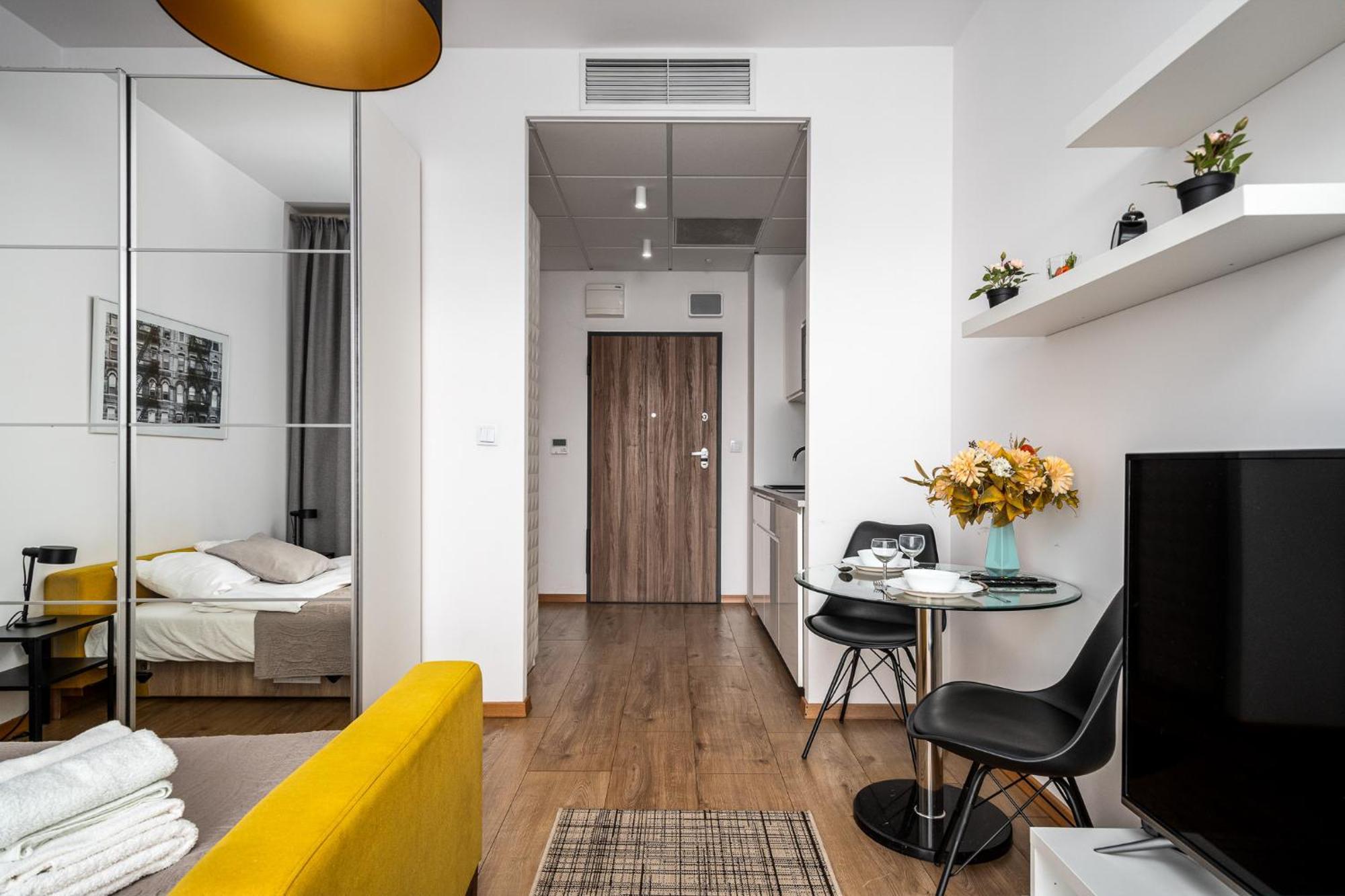Prymasa Tysiaclecia 83A Free Garage By Perfect Apart Warsawa Bagian luar foto